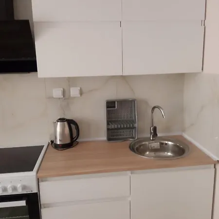 Polit Luxury Aprt 2 Bedrooms 公寓