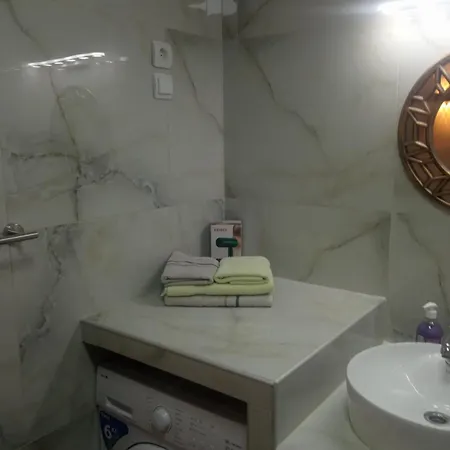 Polit Luxury Aprt 2 Bedrooms 테살로니키