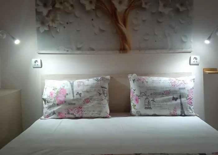 Polit Luxury Aprt 2 Bedrooms 아파트